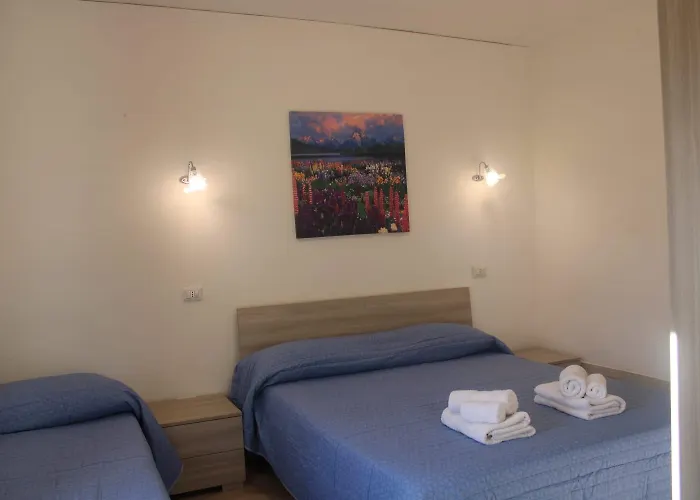 Il Sentiero Pensión 3*